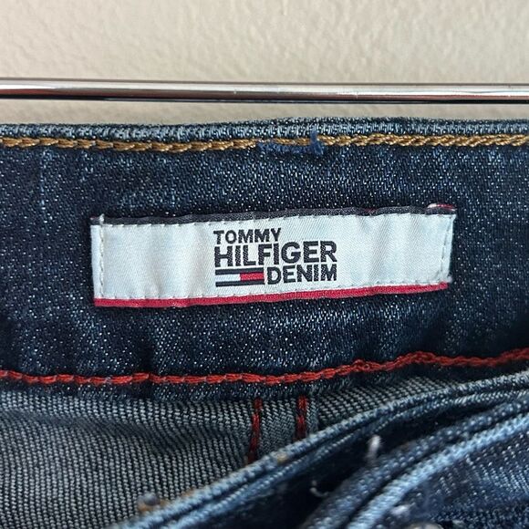 Tommy Hilfiger Medium Wash Distressed High Rise Crop Jeans Size 12 - Picture 3 of 7